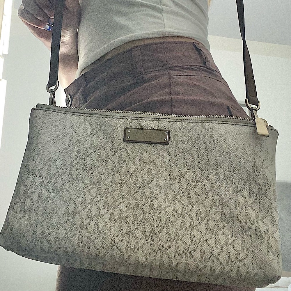 Michael Kors crossbody bag